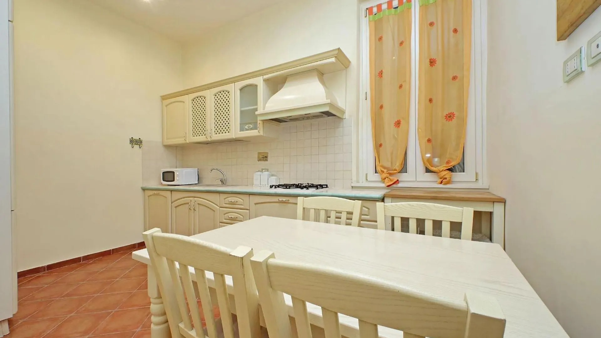 Capocci By Halldis Rome Apartment
